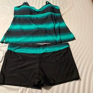 NWOT Two piece bathing suit